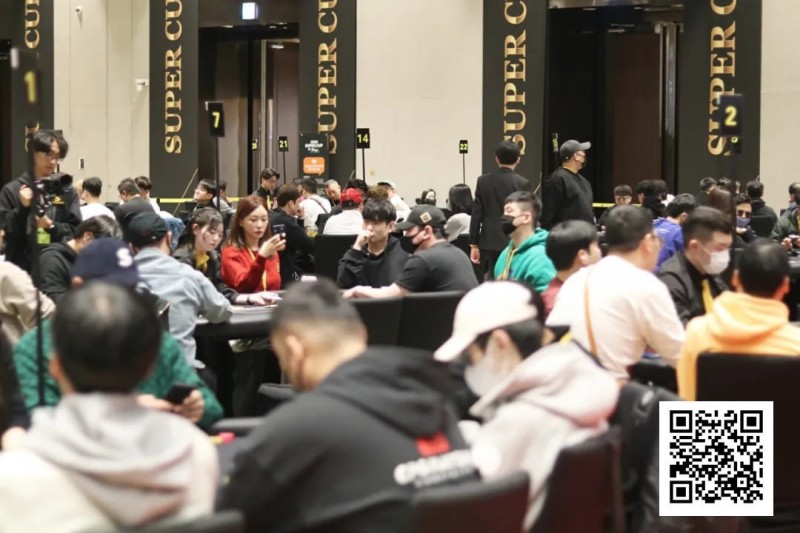 【牌手扑克】气氛持续火热！B组226人参赛34人晋级 李磊收揽55.5万计分牌成CL！今天主赛最后晋级机会！【SUPER CUP济州】