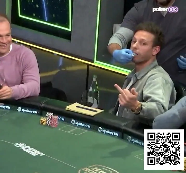 【牌手扑克】牌桌牙医与赤膊按摩:当千万美金扑克直播沦为荒诞真人秀