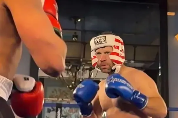 【牌手扑克】Jungleman拳击赛结果大翻车!Dan Cates遭判TKO落败