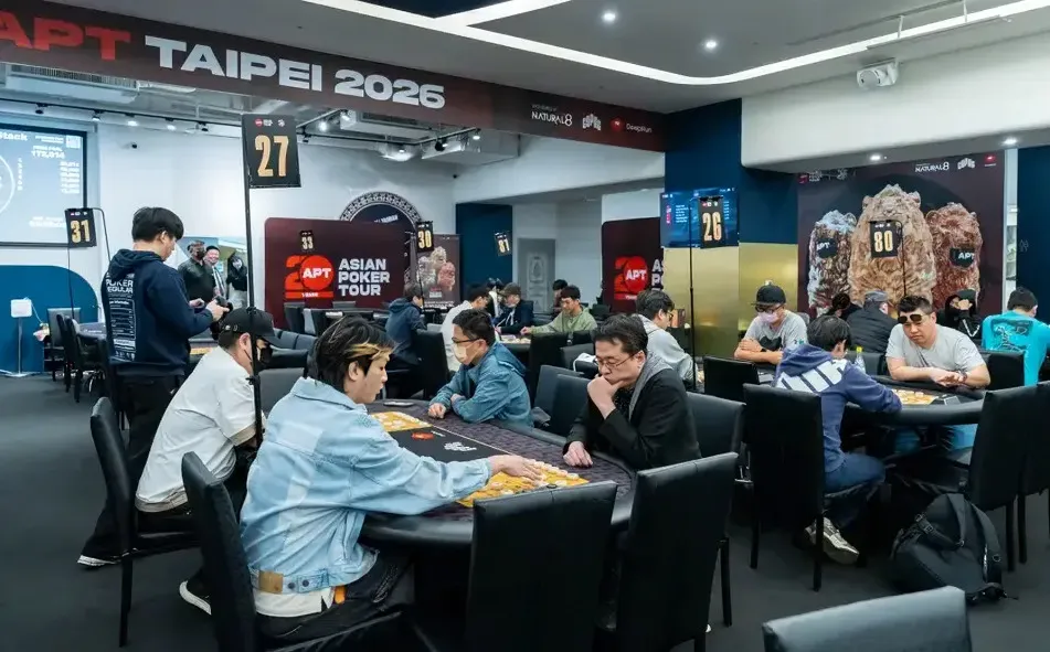 【牌手扑克】史上首次！国际扑克和中国象棋竟联动比赛，国人xuang888勇夺生肖狂欢赛冠军！