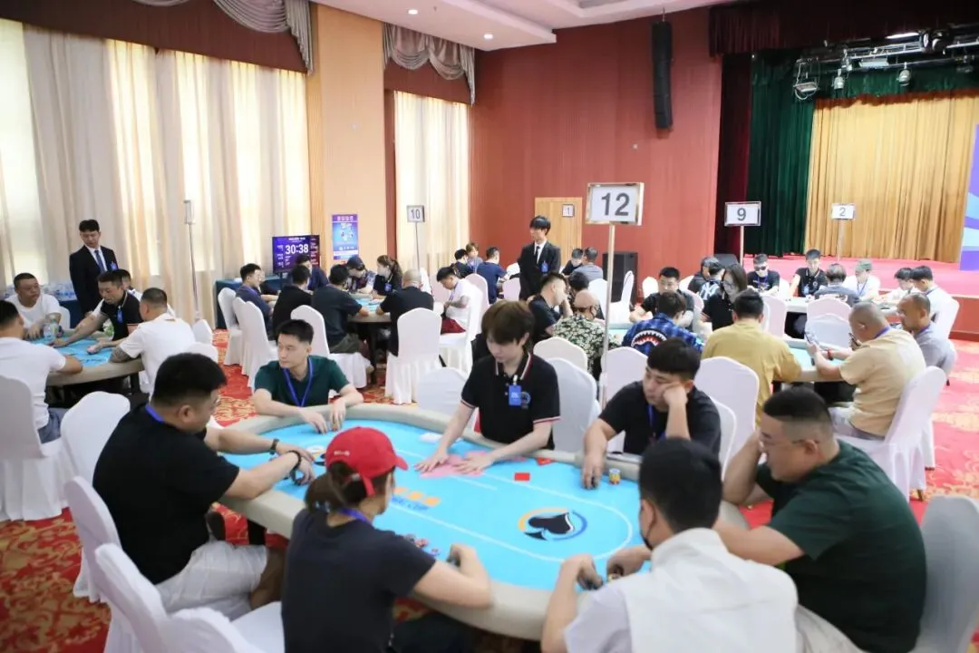 【牌手扑克】致一年前的自己:以河海为志,携热爱奔赴8月7日-12日周年新程!