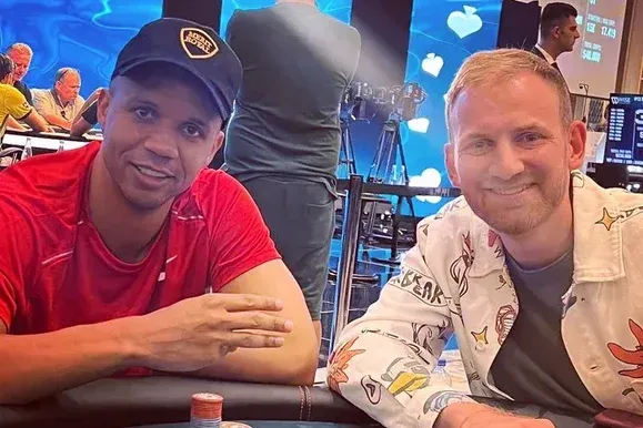【牌手扑克】36岁扑克老炮Vegas实录：高额桌正变成私人派对…