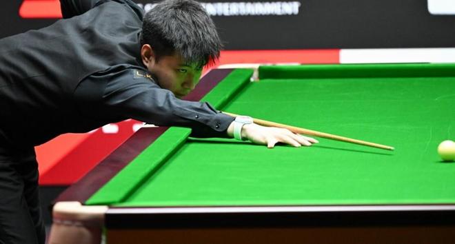 【牌手扑克】上海大师赛：赵心童6-2横扫丁俊晖，三杆破百强势晋级八强