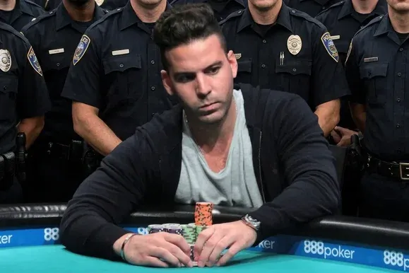 【牌手扑克】从WSOP冠军到面临25年刑期,他到底经历了什么?