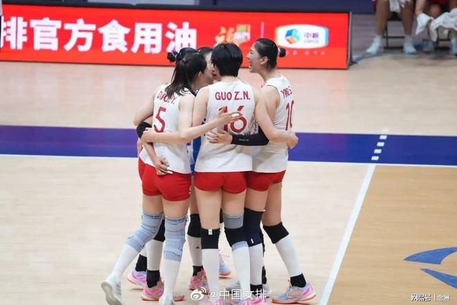 【牌手扑克】女排亚锦赛决赛中国2-3惜败泰国,惠若琪赛后点评:对手更亚洲化,我们需提升应变与强度